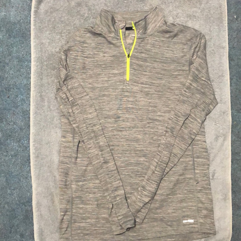 Pullover shirt